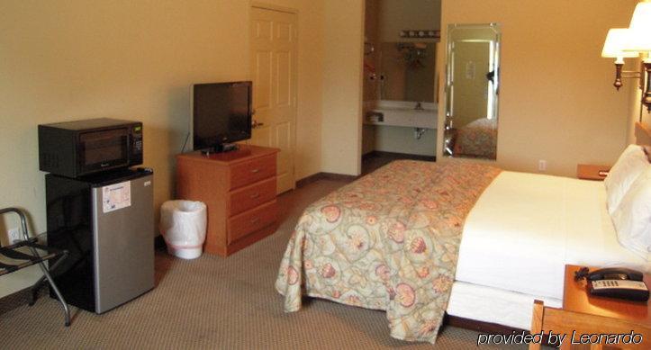 City Heart Inn & Suites Piedmont Екстер'єр фото