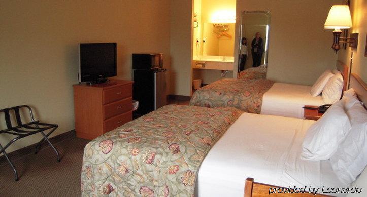 City Heart Inn & Suites Piedmont Екстер'єр фото