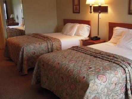 City Heart Inn & Suites Piedmont Екстер'єр фото
