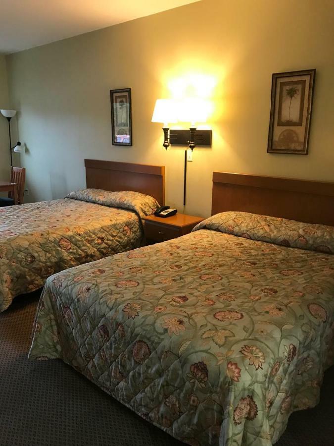City Heart Inn & Suites Piedmont Екстер'єр фото
